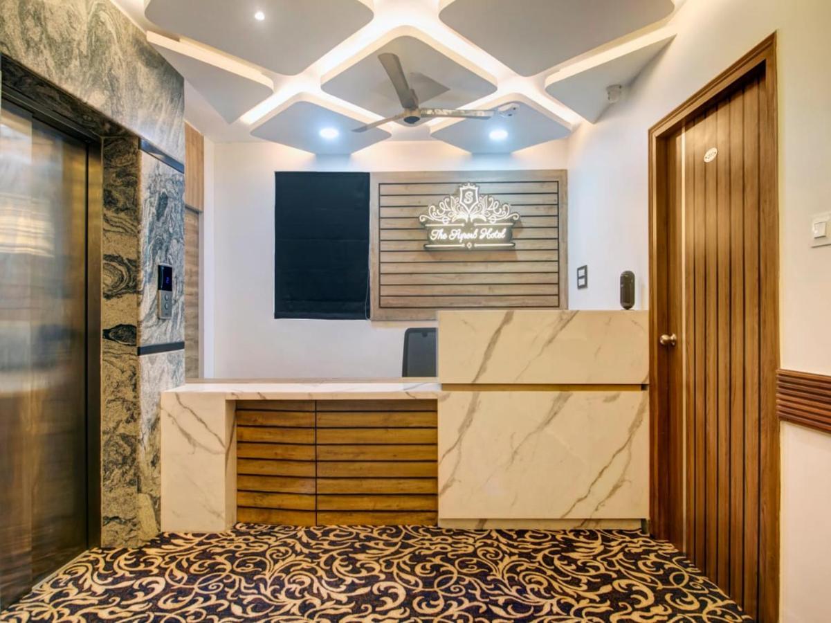 The Superb Hotel Pvt Ltd Hyderabad Esterno foto
