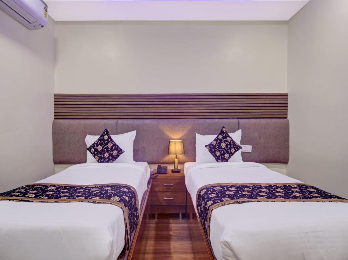 The Superb Hotel Pvt Ltd Hyderabad Esterno foto