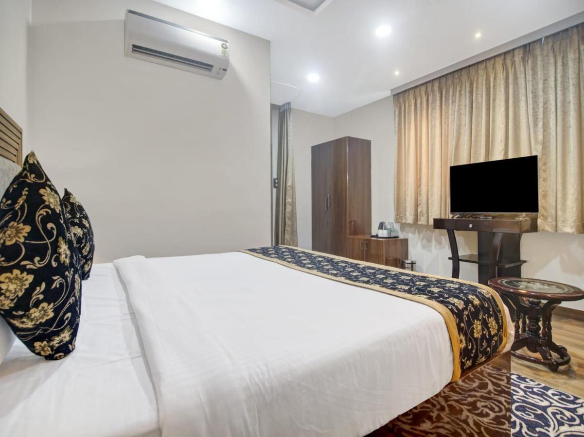 The Superb Hotel Pvt Ltd Hyderabad Esterno foto