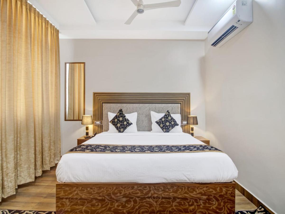 The Superb Hotel Pvt Ltd Hyderabad Esterno foto